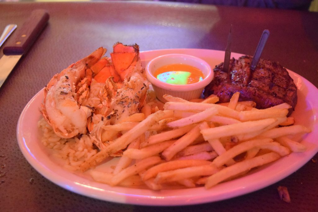 logans roadhouse orlando