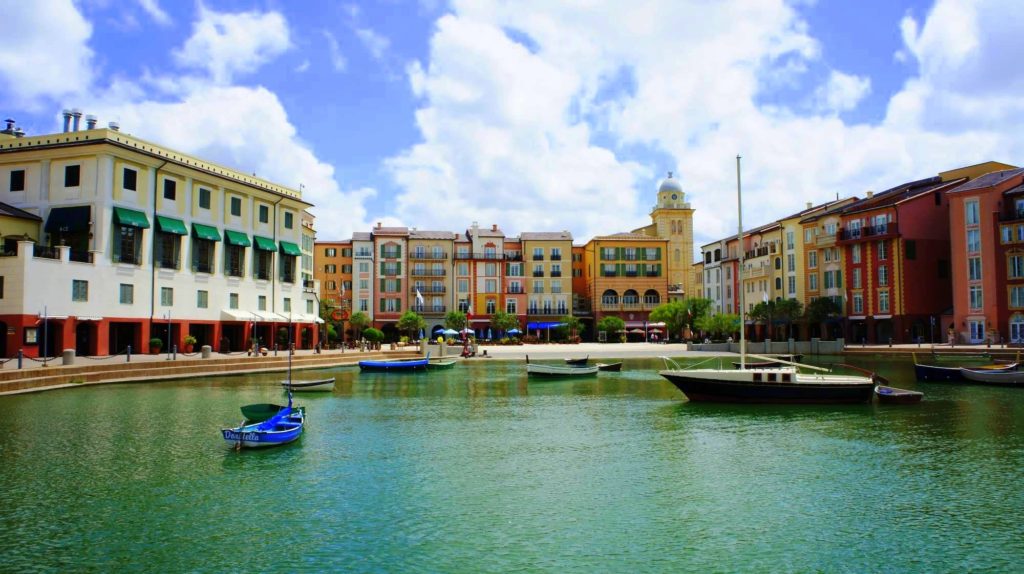 Portofino Bay Hotel Harbor Piazza.