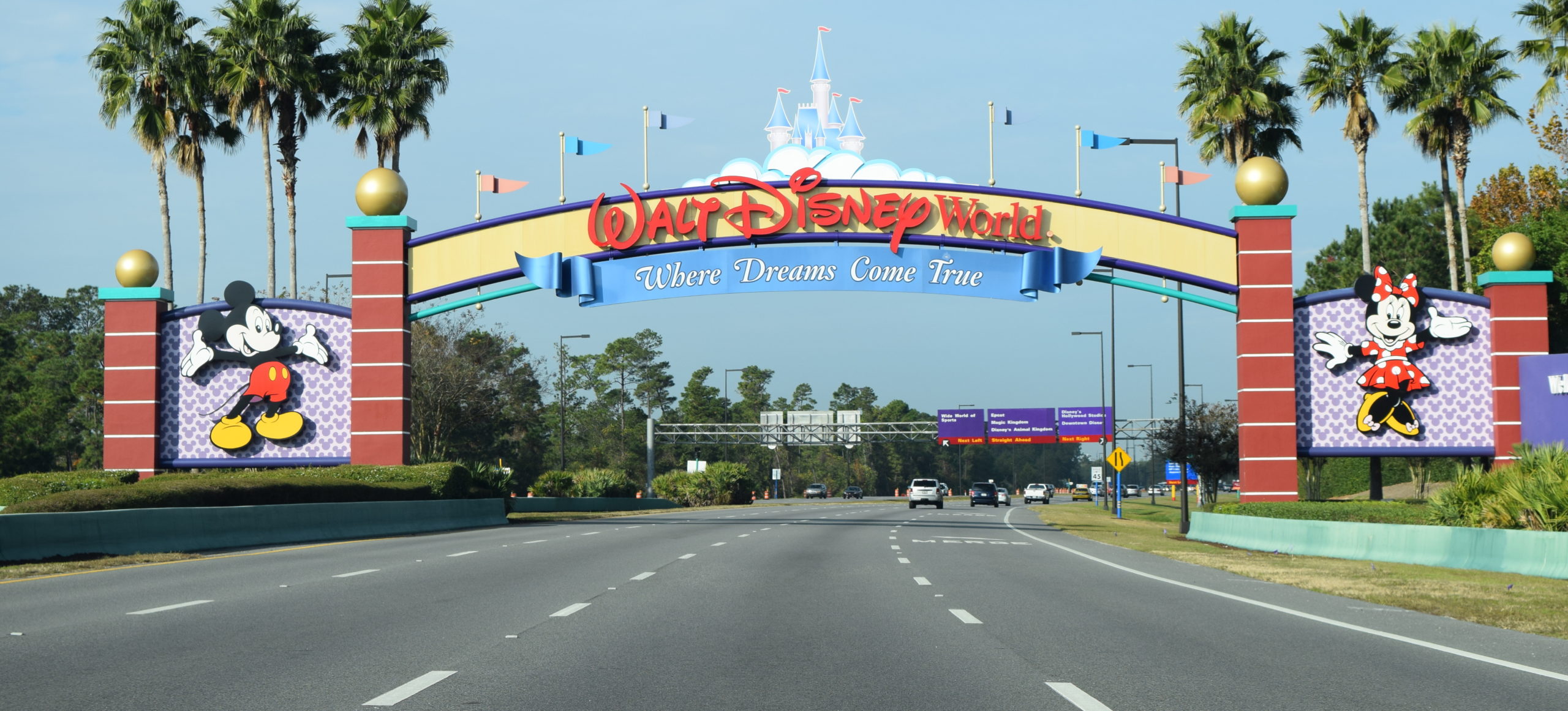 5 estágios de uma viagem para Orlando