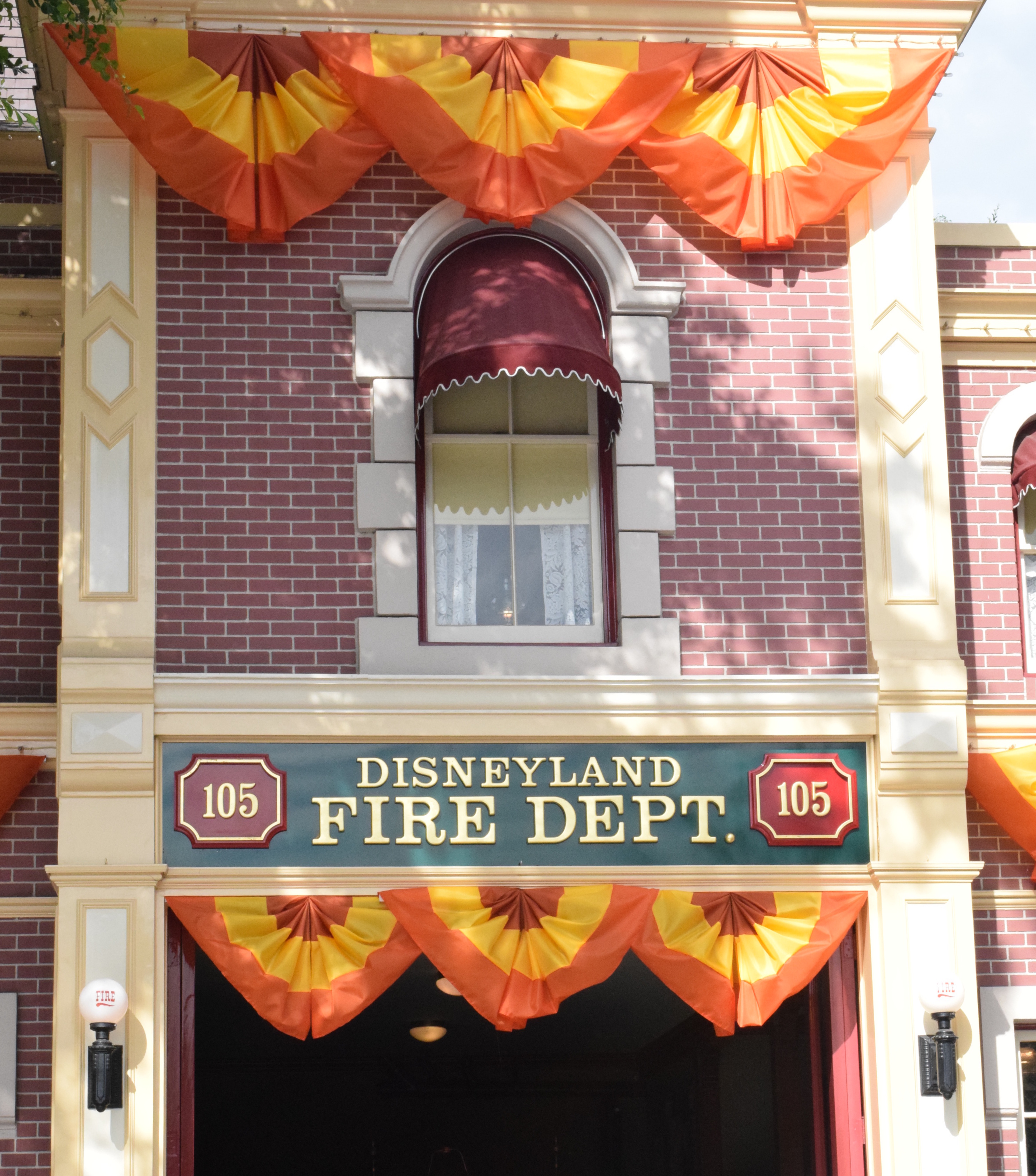 Primeiro Parque Disney História da Disneyland