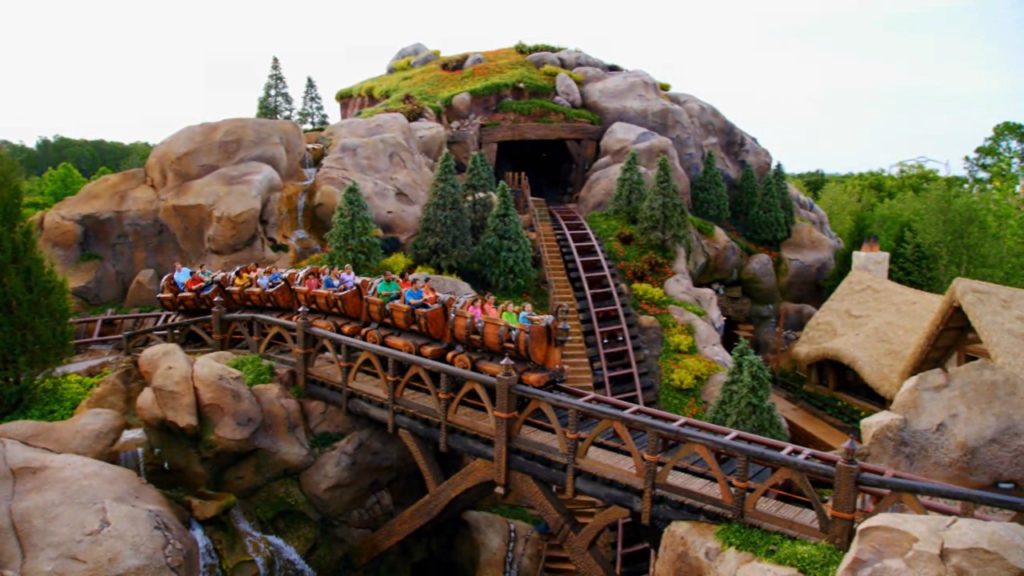 seven dwarfs mine train