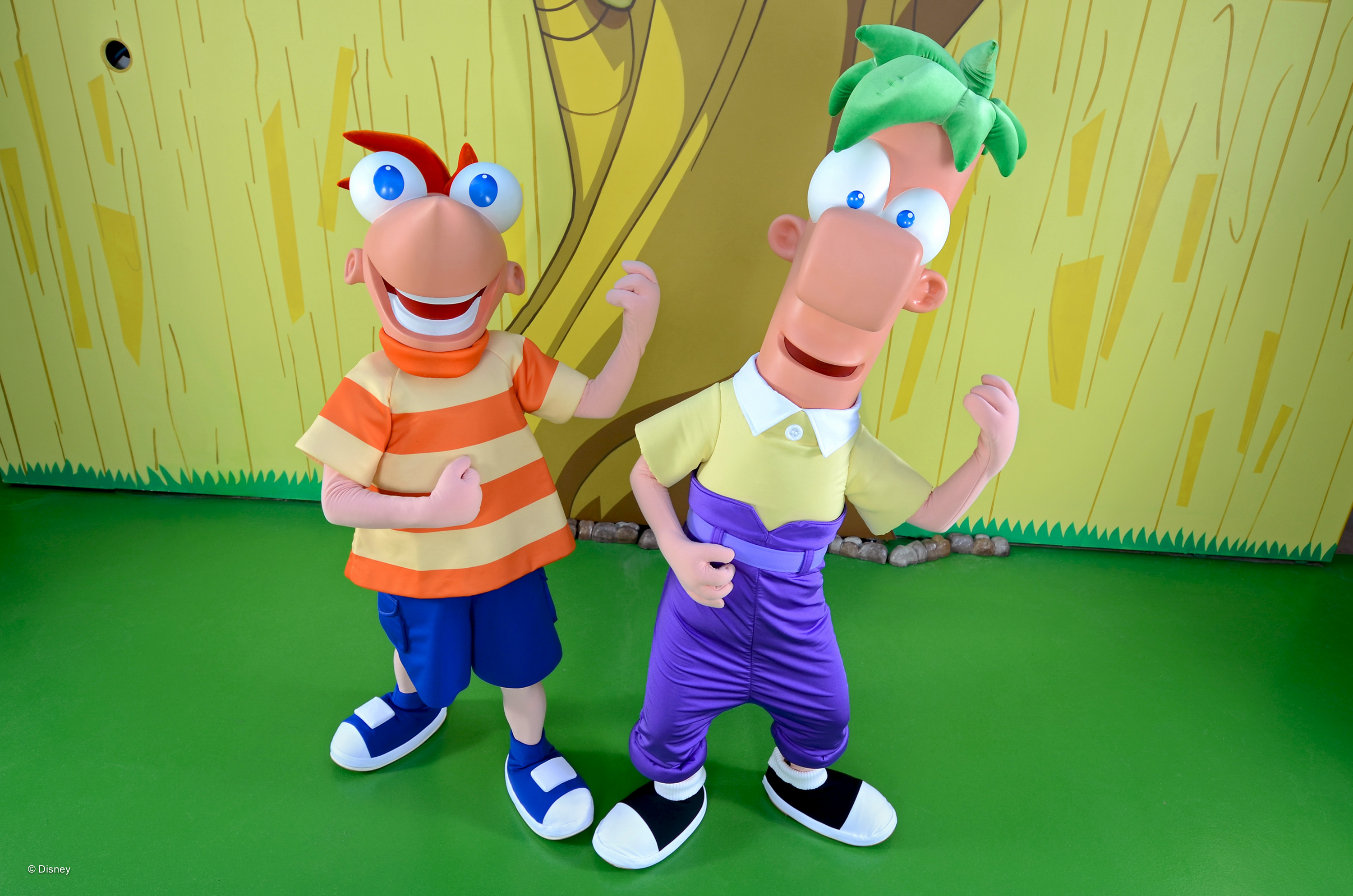 STUDIO_MAMASCOURTCHAR_7282332047