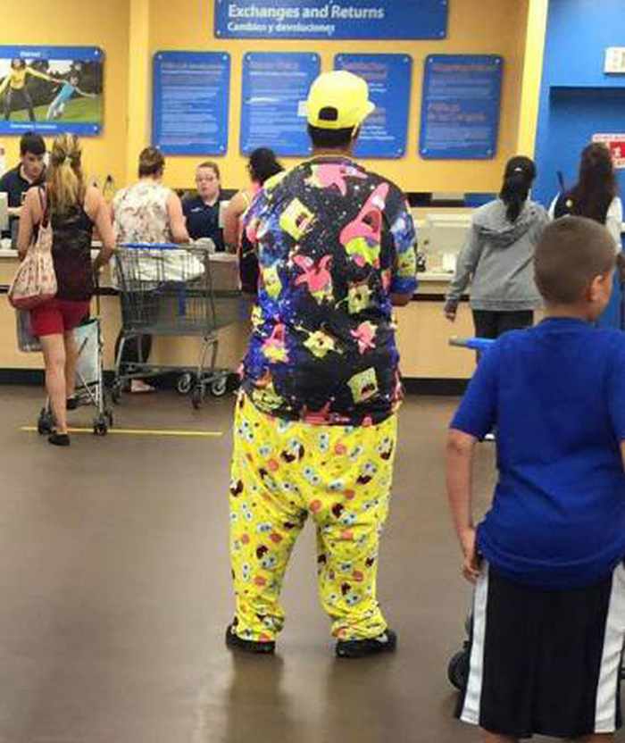 funniest-people-of-walmart-16