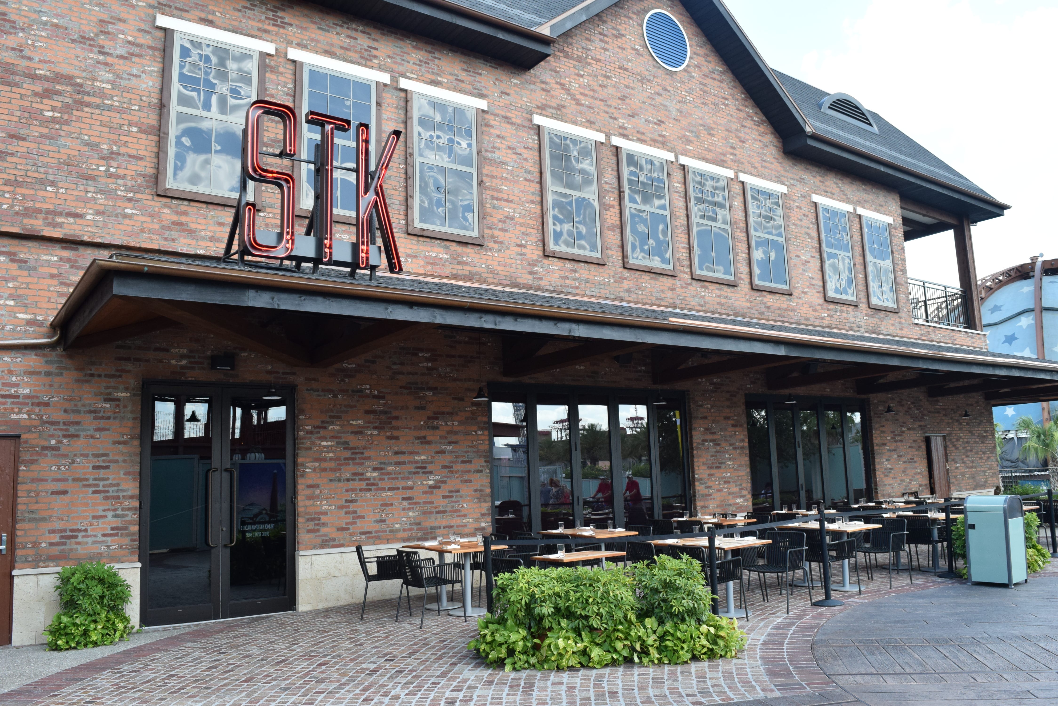 Como é o STK Orlando