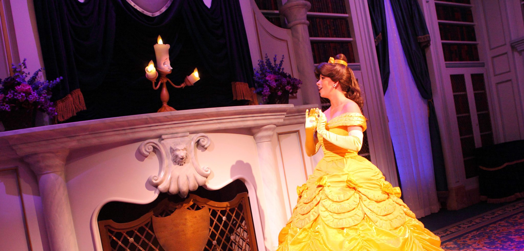 Onde está a Princesa Bela? Ela aparece no restaurante Be Our Guest?