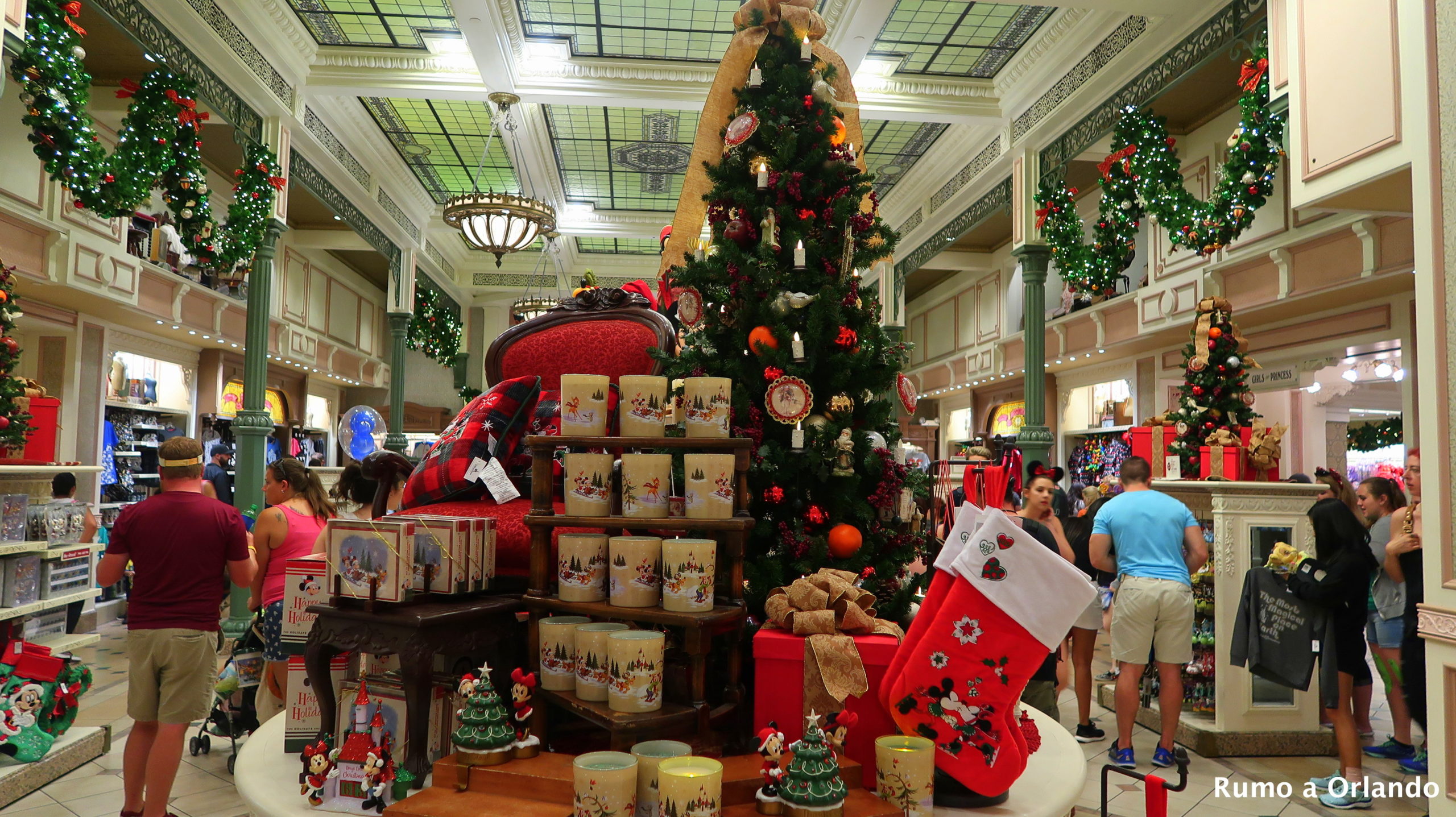 Produtos de Natal nas lojas do Magic Kingdom
