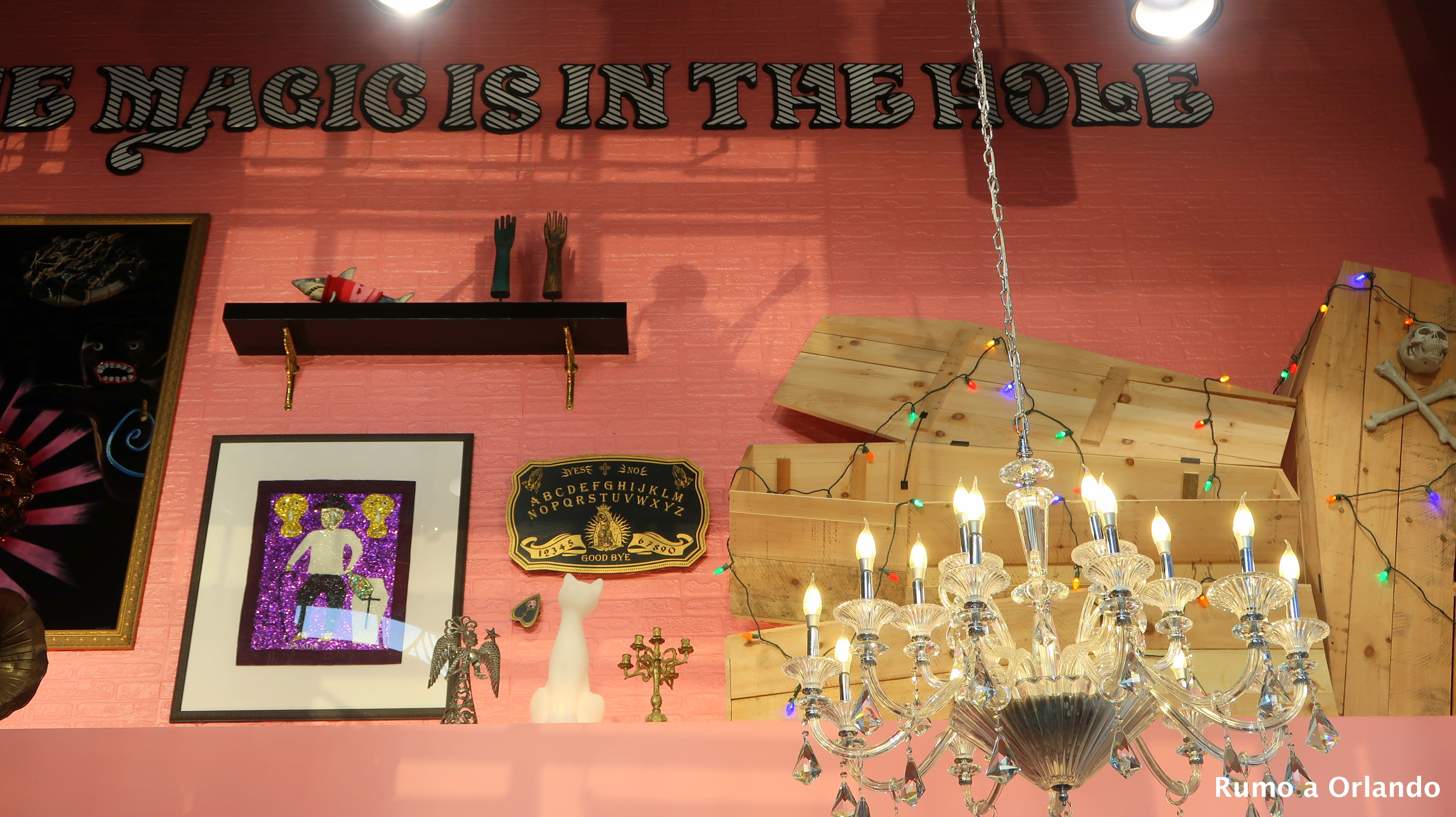 Como é o Voodoo Doughnut