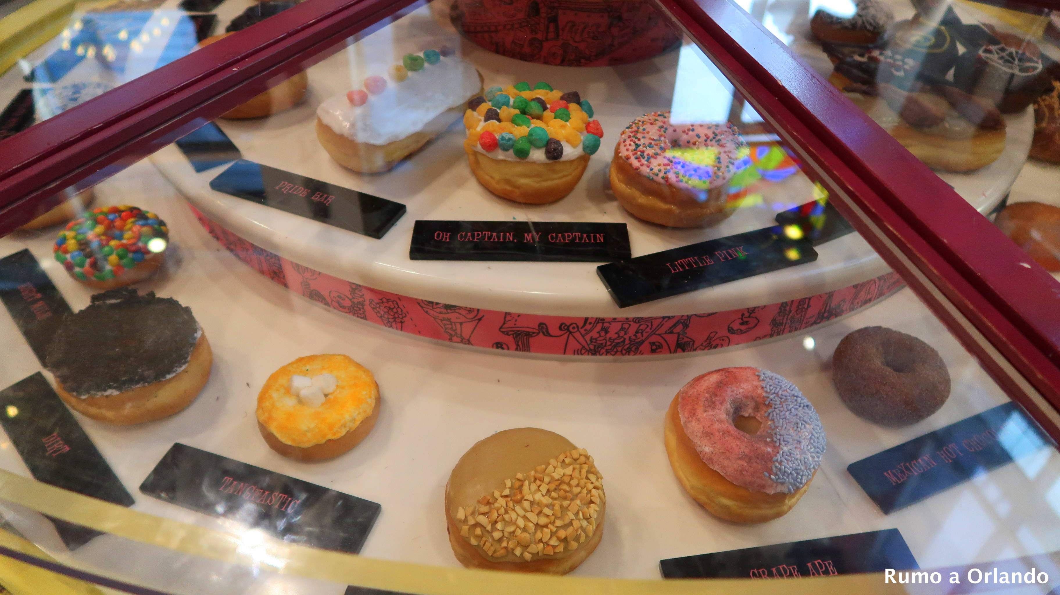Como é o Voodoo Doughnut