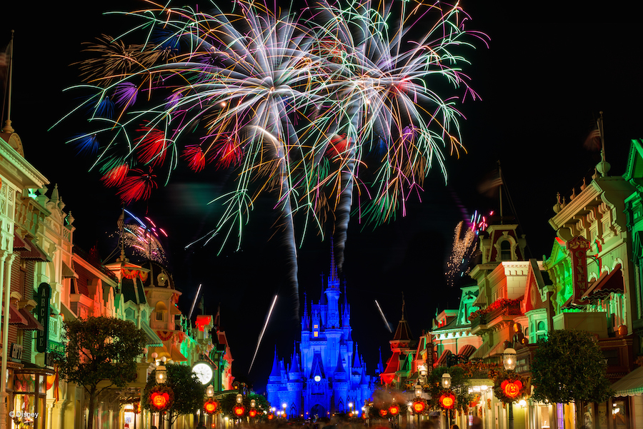 Novo show de fogos - Halloween Party Disney