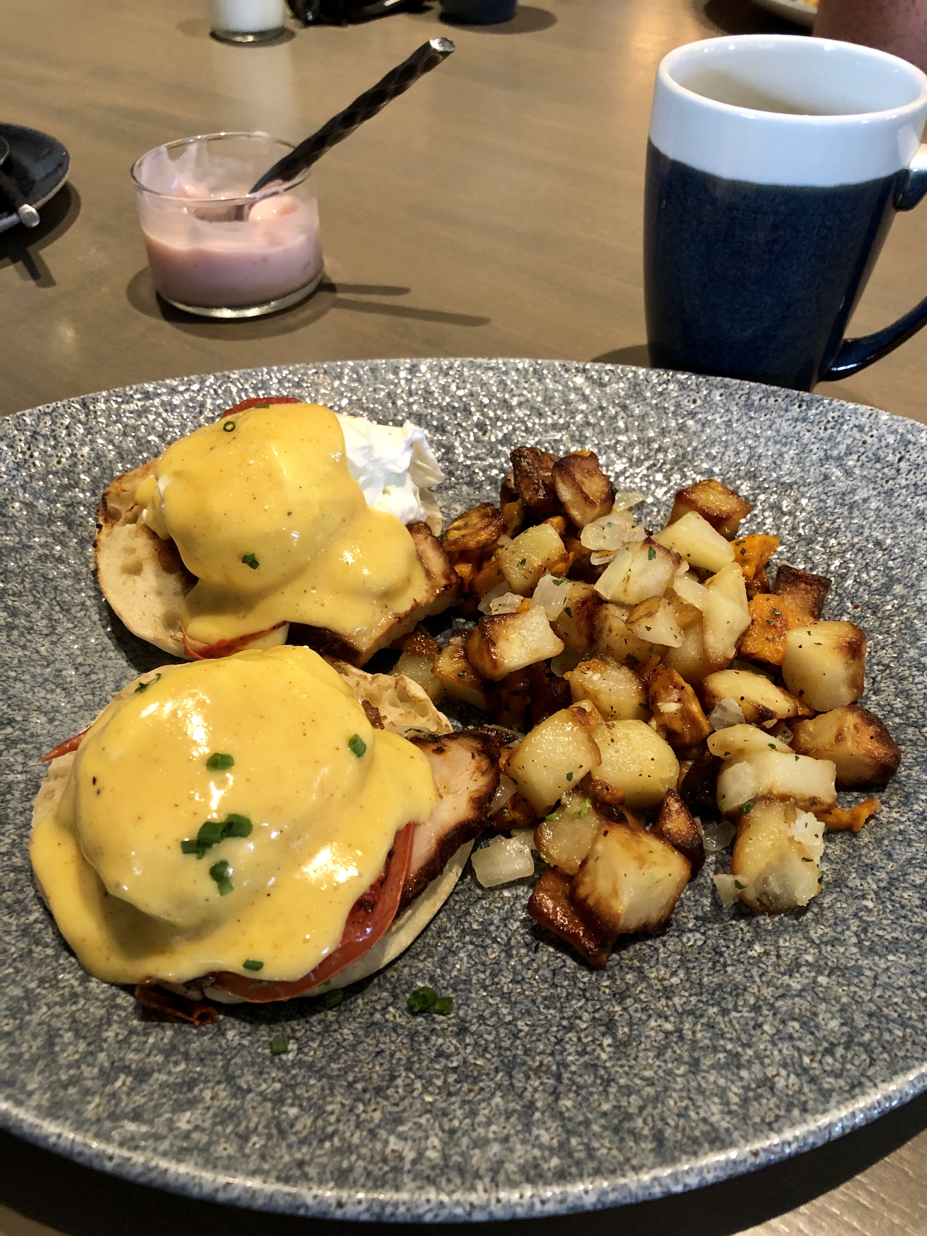 restaurante 
Ale & Compass