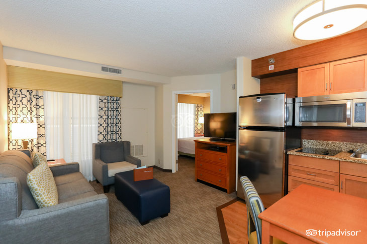 Homewood Suites by Hilton