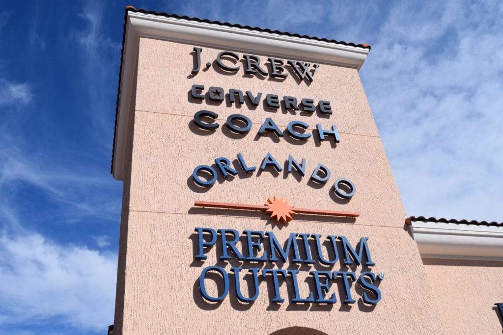 Shoppings de Orlando reabrem nesta segunda-feira