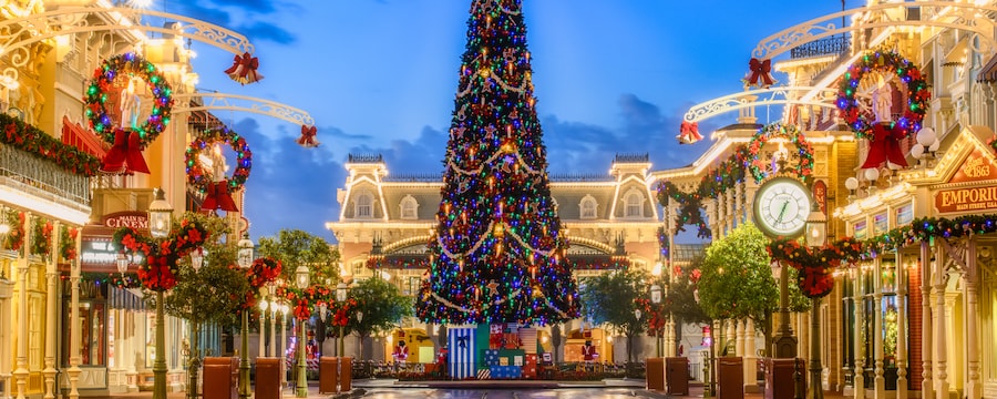 Horários dos parques Disney serão estendidos no período de Natal