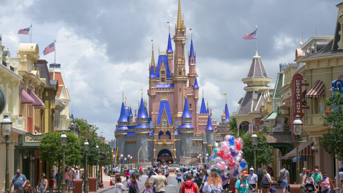 Reservas esgotadas para o Magic Kingdom nos 50 anos da Disney
