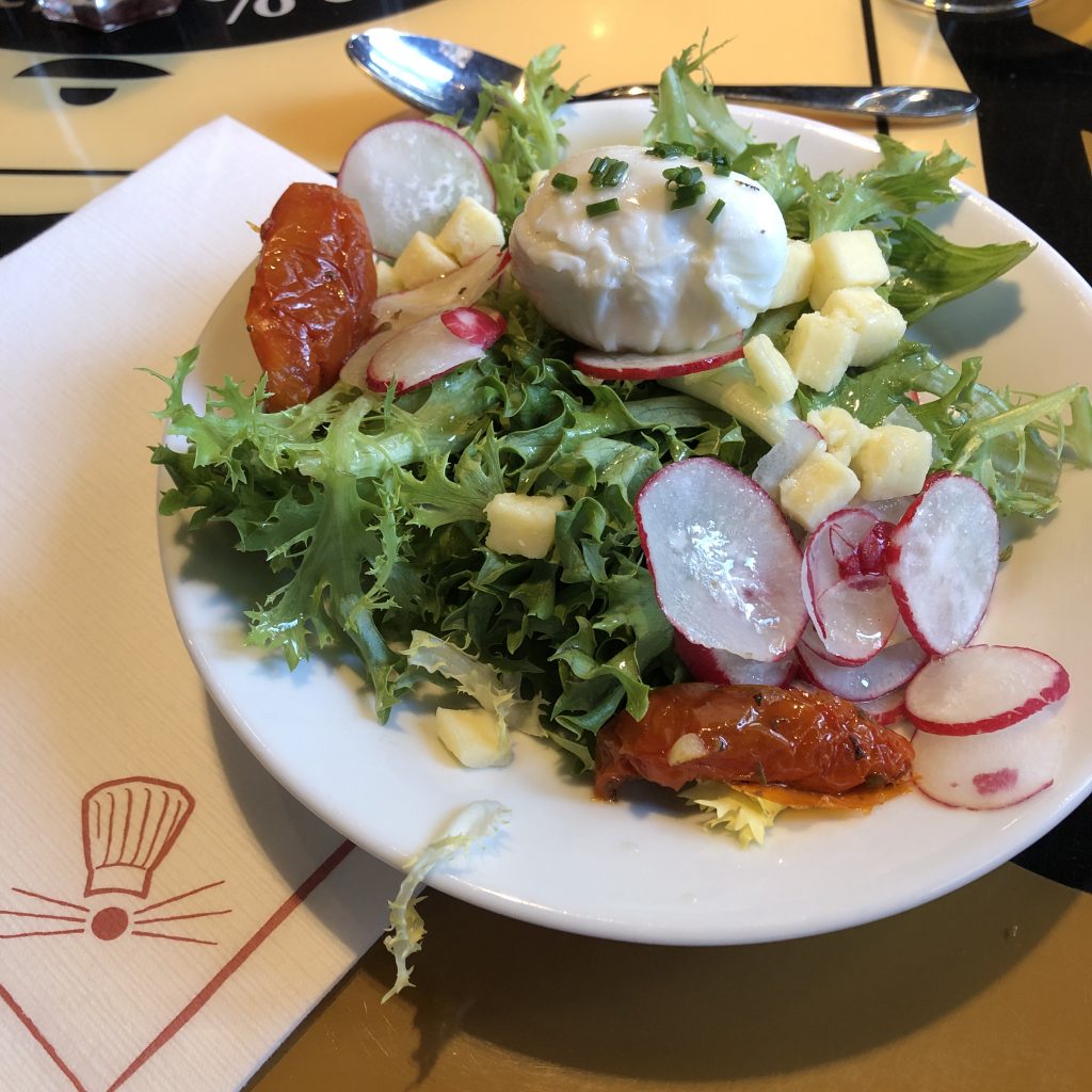 restaurante do Ratatouille na Disney