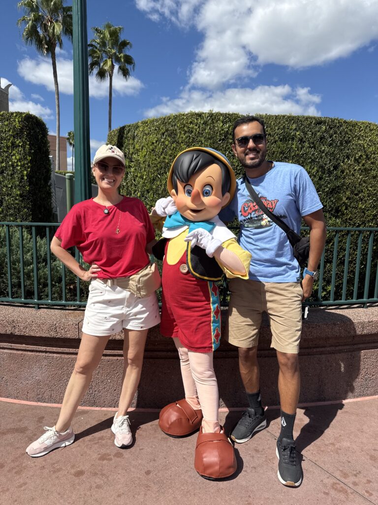 foto com personagens disney