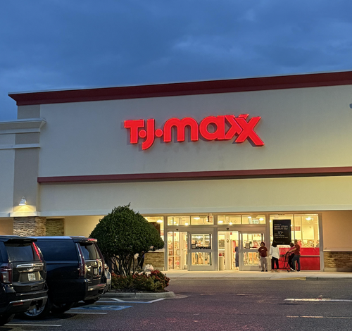 TJ Maxx - Loja de departamento para fazer compras em Orlando