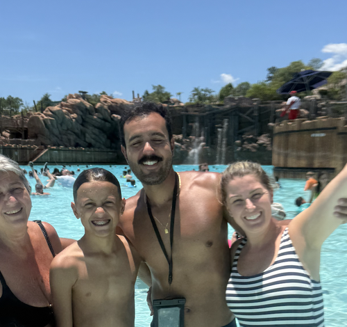 Parque aquático da Disney de graça!