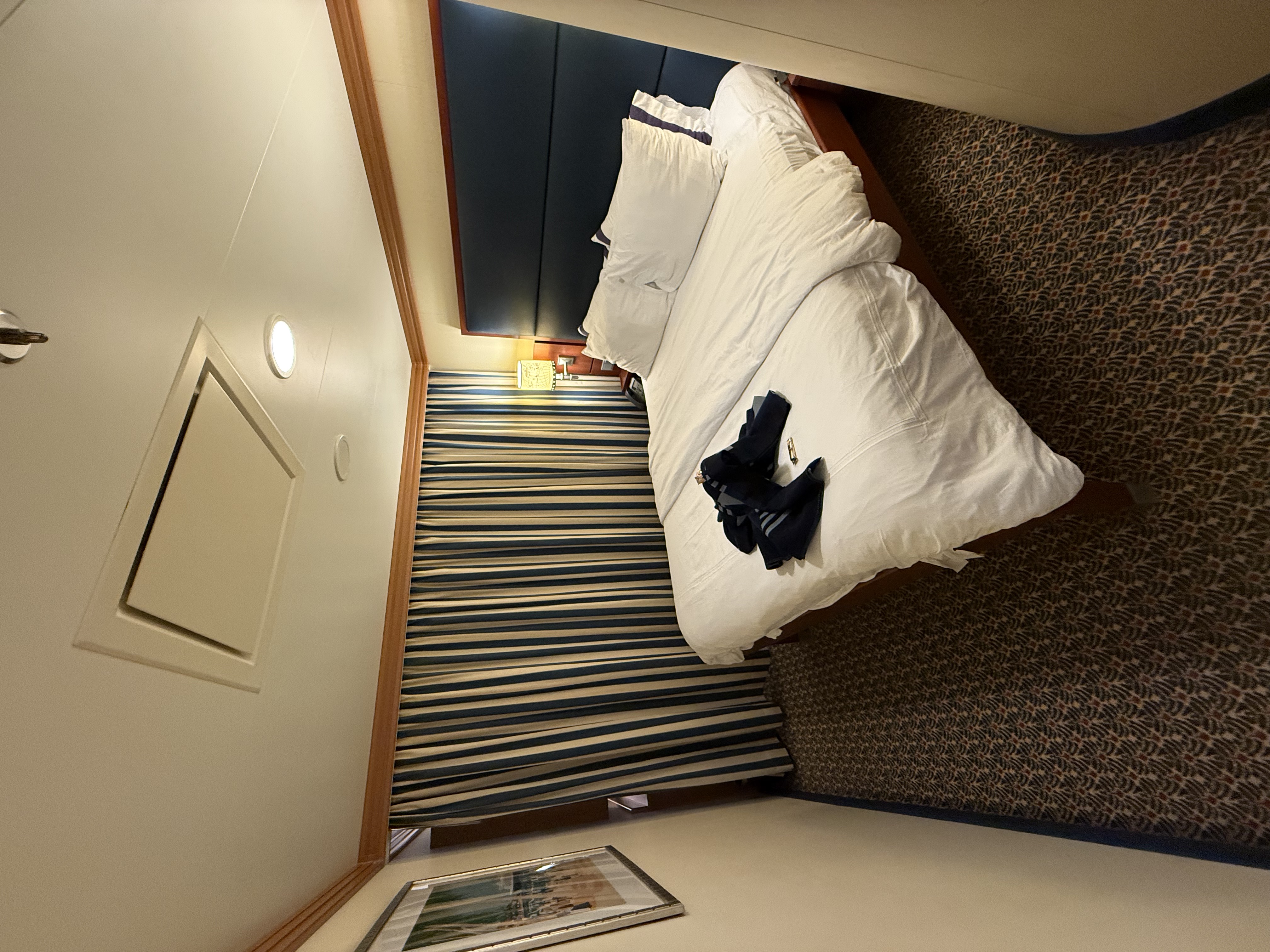 disney fantasy stateroom with varandah