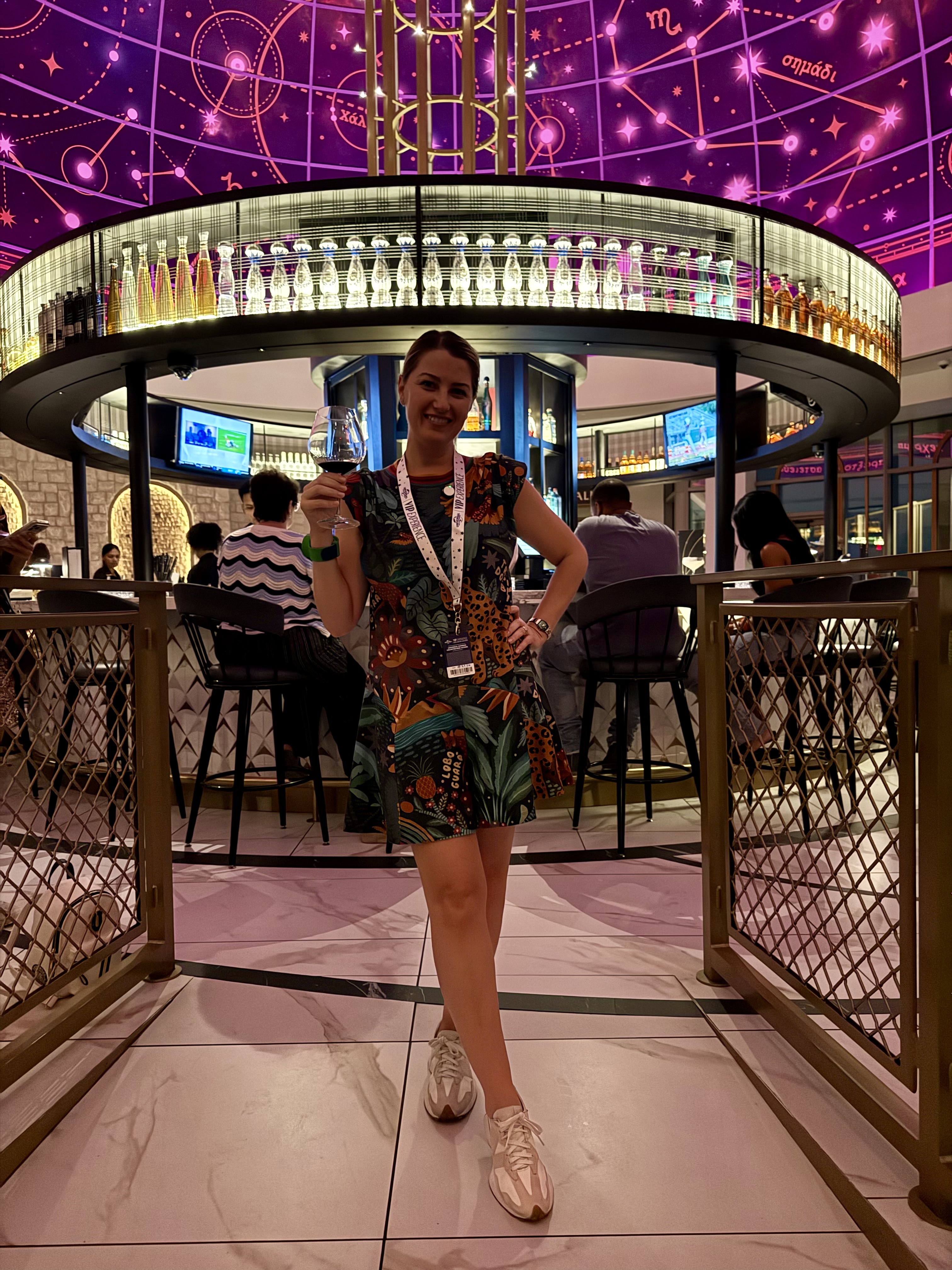 bar helios