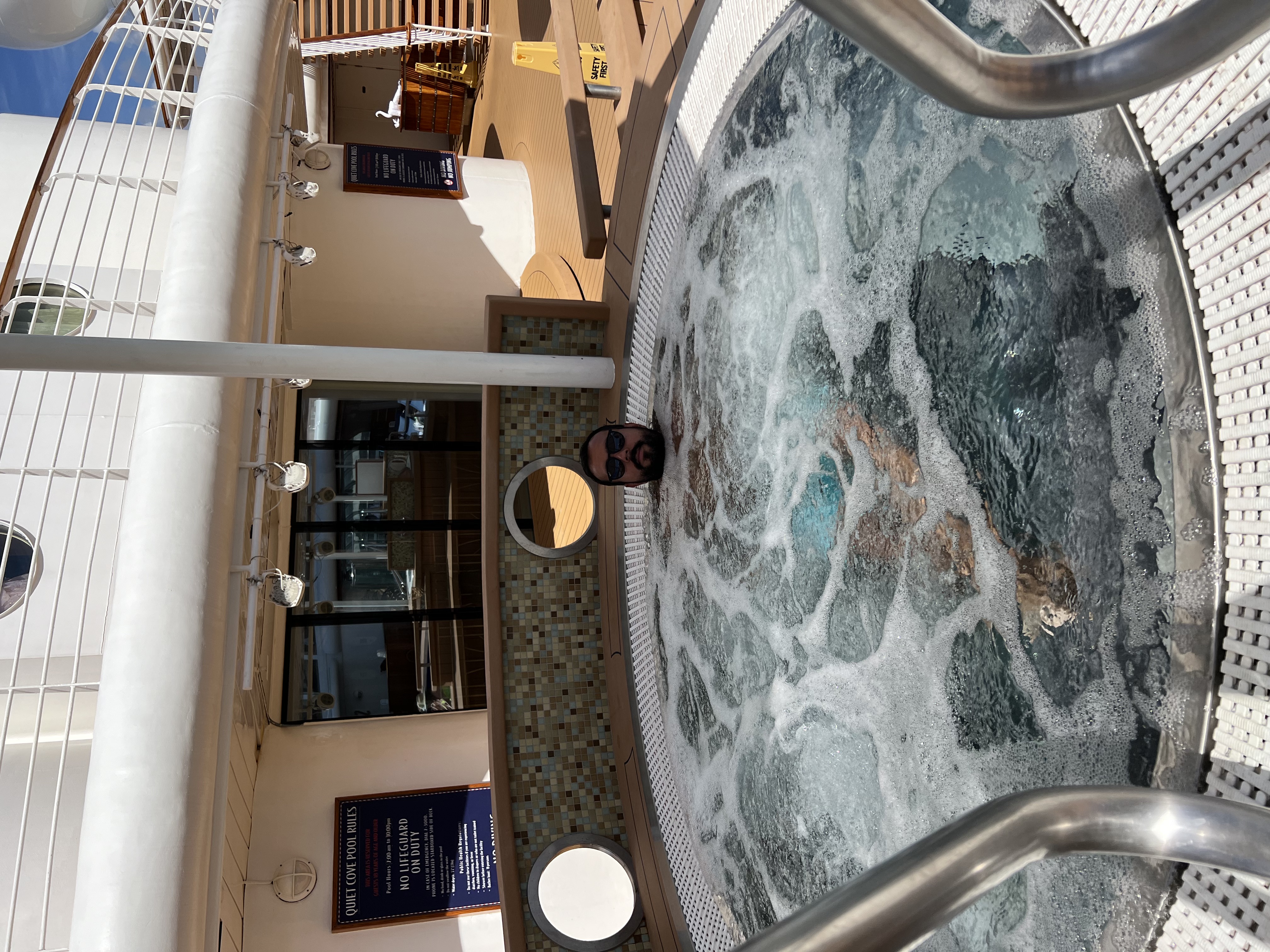 piscinas disney magic