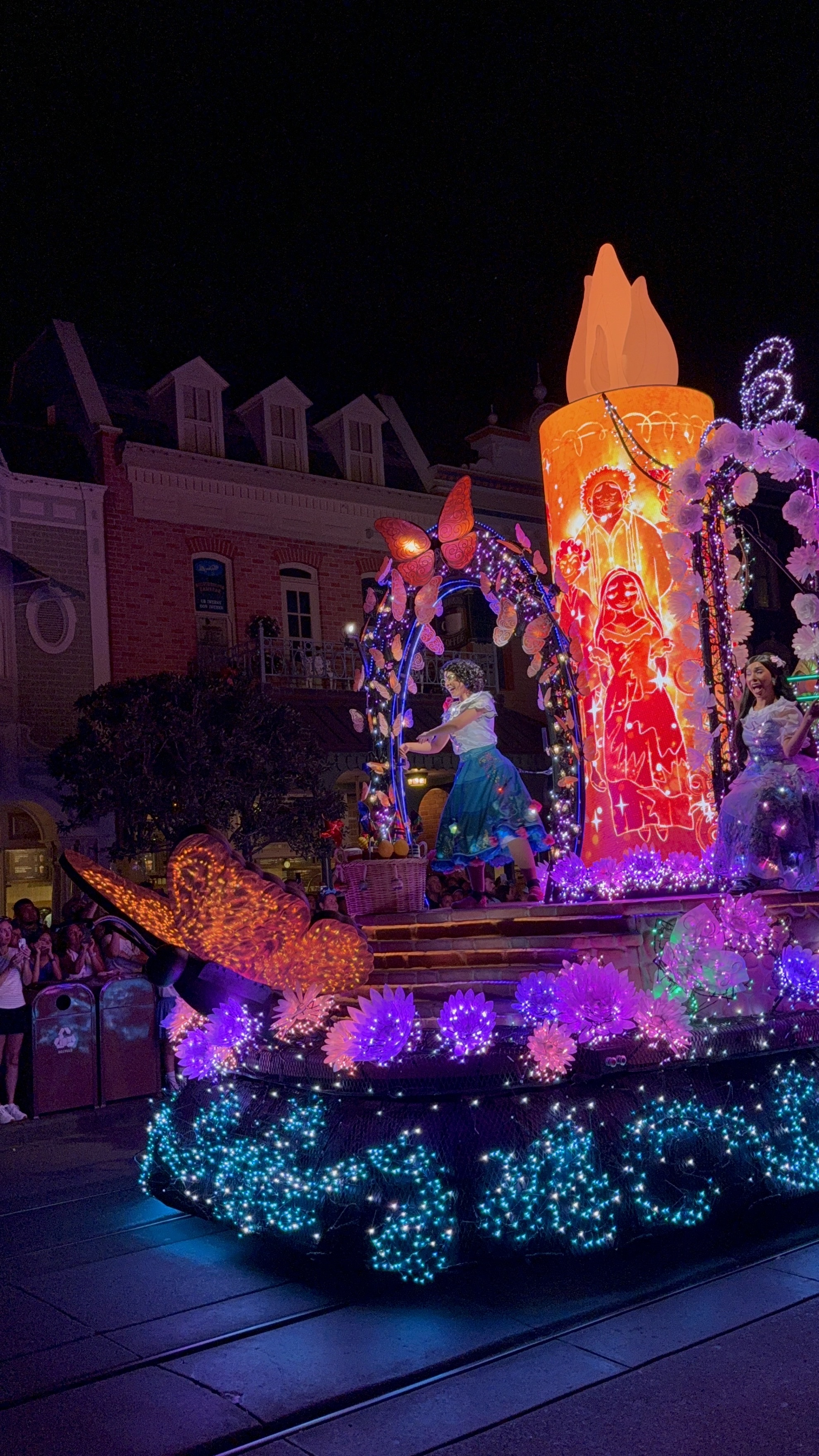 desfiles magic kingdom