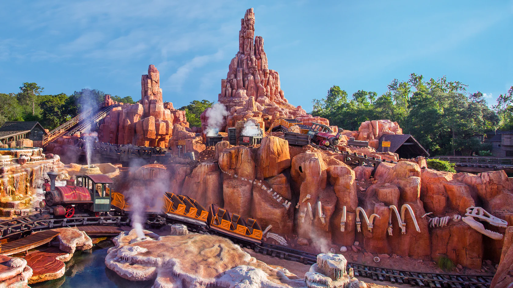 montanhas russas magic kingdom
