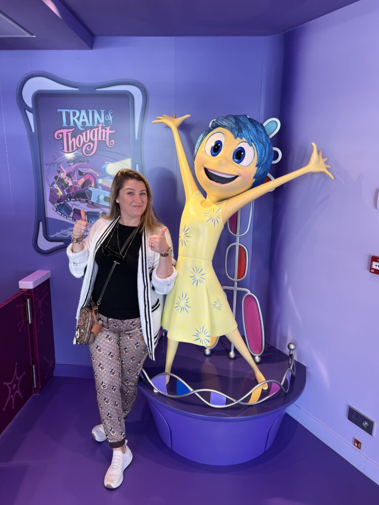 entretenimento cruzeiro disney