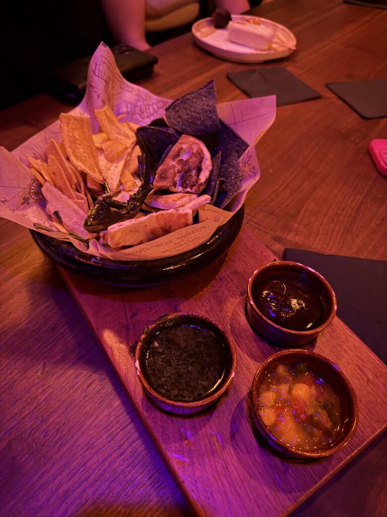 beak and barrel vale a pena