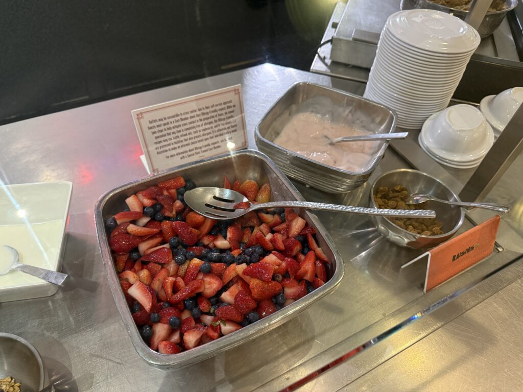 hollywood & vine vale a pena